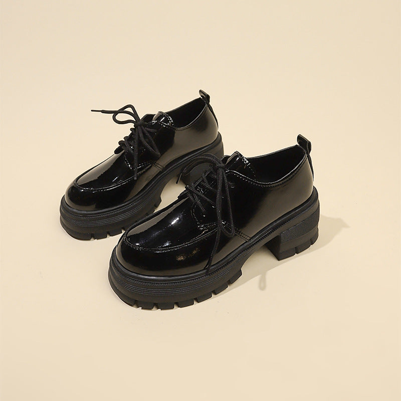 Schicke Orthopädische Schuhe mit einzigartigem Design