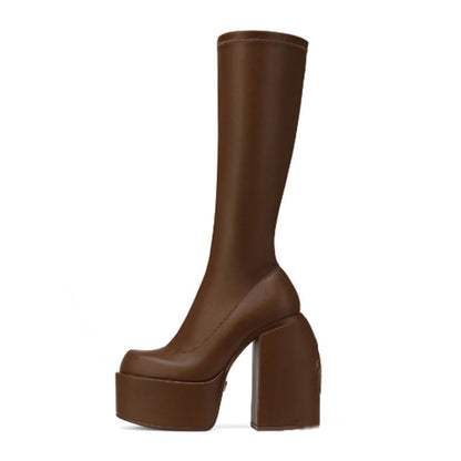 Anmutige Orthopädische Stiefel für modernen Look