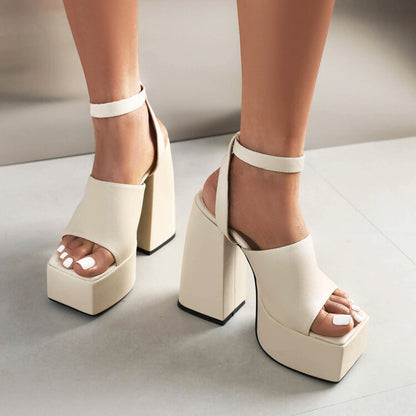 Vintage inspirierte Orthopädische Sandalen
