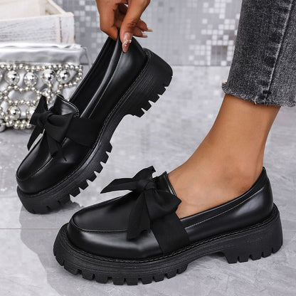 Klassische Orthopädische Sneakers mit zeitlosem Stil