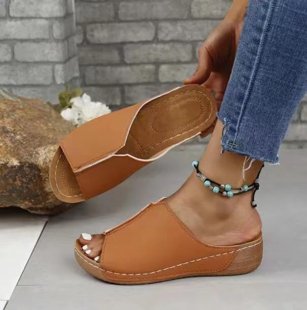 Anmutige Orthopädische Sandalen für modernen Look