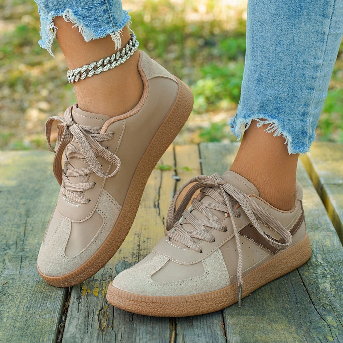 Schicke Orthopädische Schuhe mit einzigartigem Design