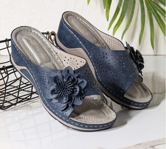 Klassische Orthopädische Sandalen mit zeitlosem Stil