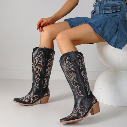 Anmutige Orthopädische Stiefel für modernen Look