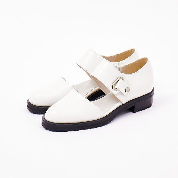 Klassische Orthopädische Schuhe mit zeitlosem Stil