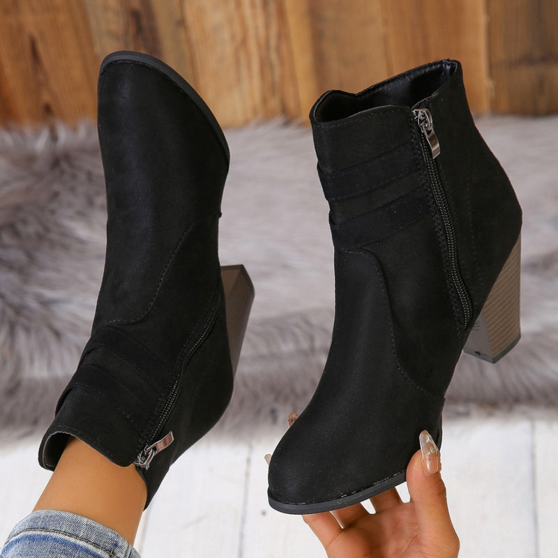 Schicke Orthopädische Stiefel mit einzigartigem Design