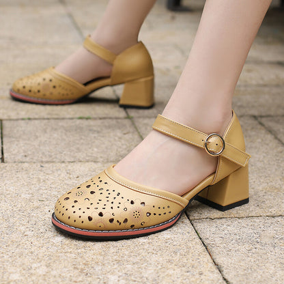 Anmutige Orthopädische Sandalen für modernen Look