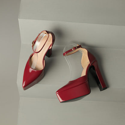 Anmutige Orthopädische Sandalen für modernen Look