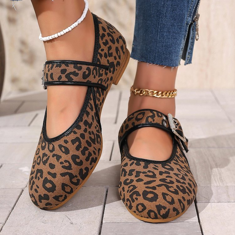 Schicke Orthopädische Schuhe mit einzigartigem Design