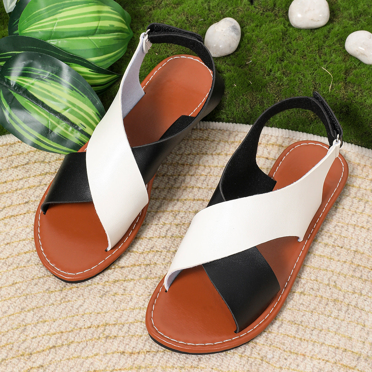 Klassische Orthopädische Sandalen mit zeitlosem Stil