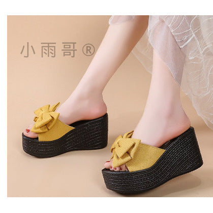 Schicke Orthopädische Sandalen mit einzigartigem Design