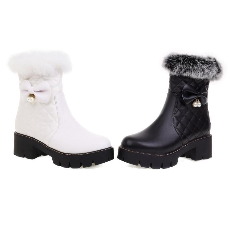 Anmutige Orthopädische Stiefel für modernen Look