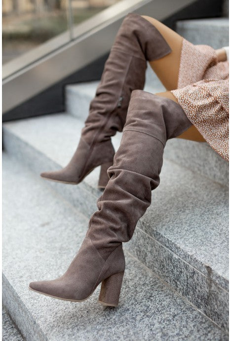 Bequeme Orthopädische Stiefel für den Alltag