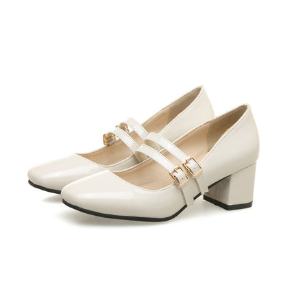 Klassische Orthopädische Schuhe mit zeitlosem Stil