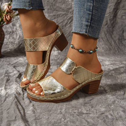 Anmutige Orthopädische Sandalen für modernen Look
