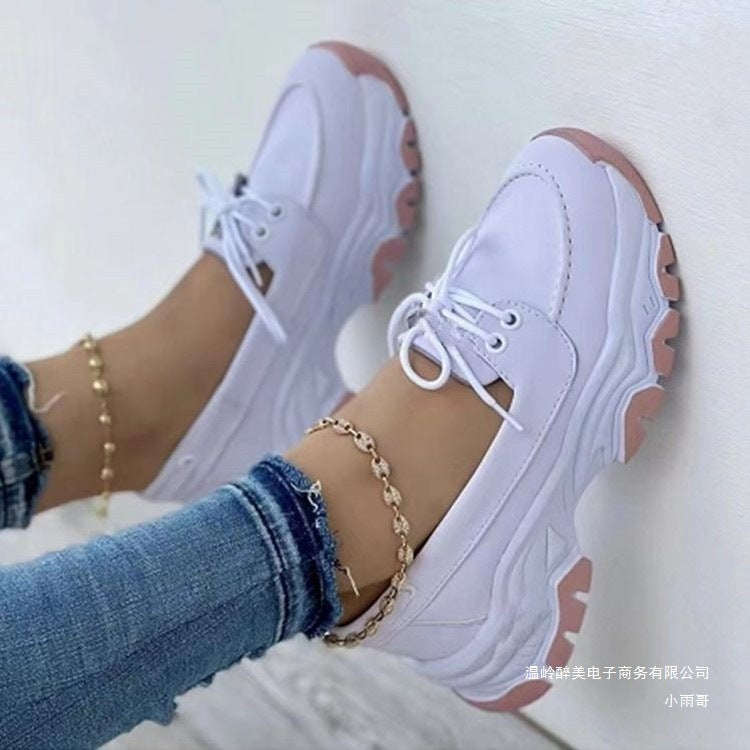 Klassische Orthopädische Schuhe mit zeitlosem Stil