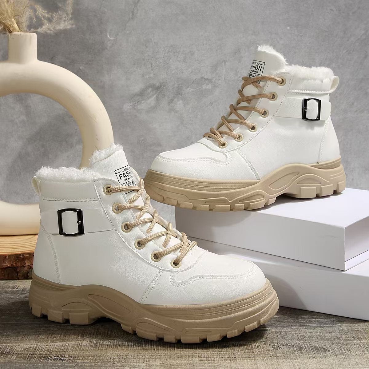 Klassische Orthopädische Stiefel mit zeitlosem Stil