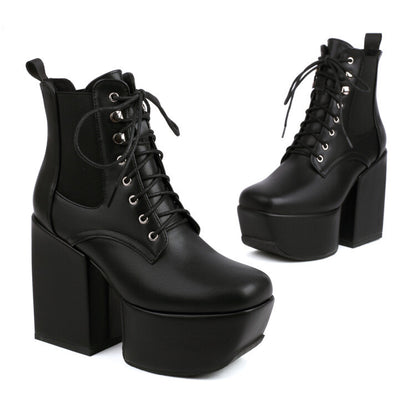 Klassische Orthopädische Stiefel mit zeitlosem Stil