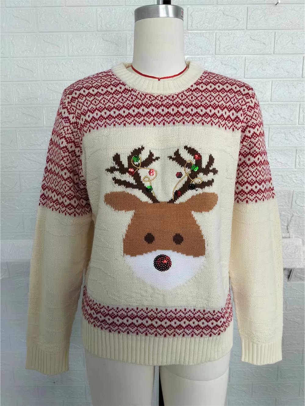 Klassisch gestaltete Pullover