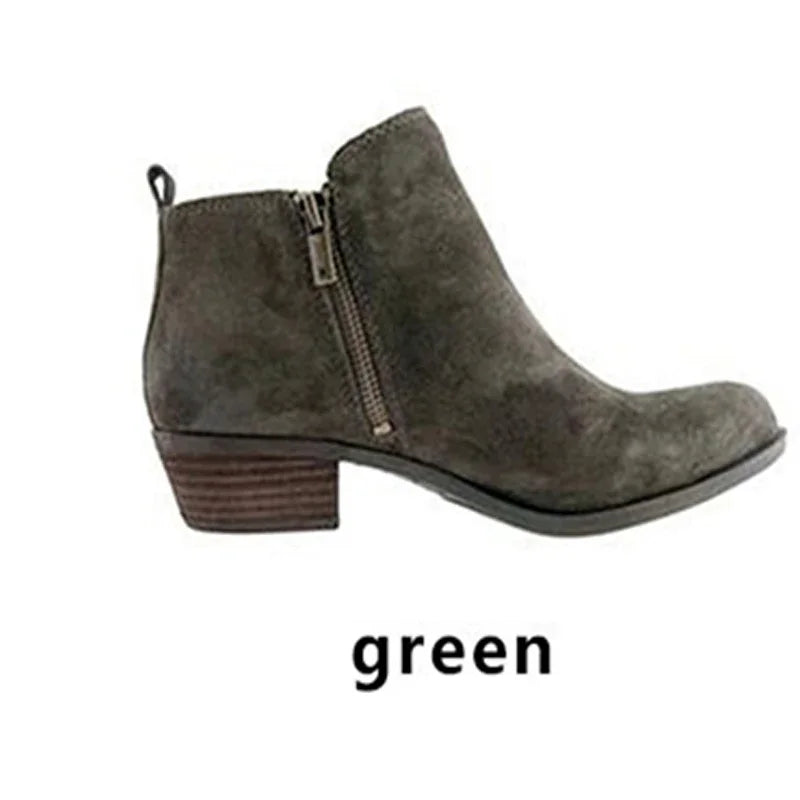 Bequeme und modische orthopädische Stiefel