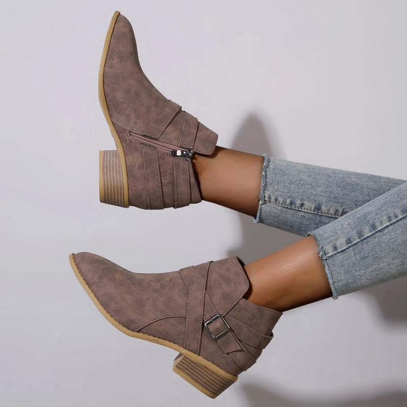 Vielseitige und stützende orthopädische Stiefel