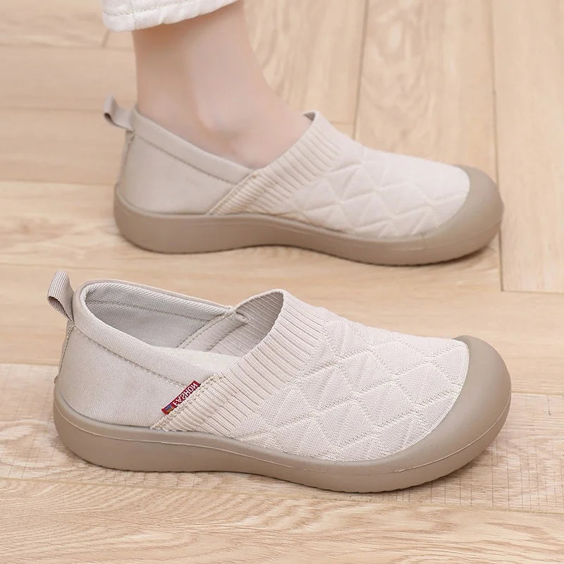 Elegante und stützende orthopädische Schuhe