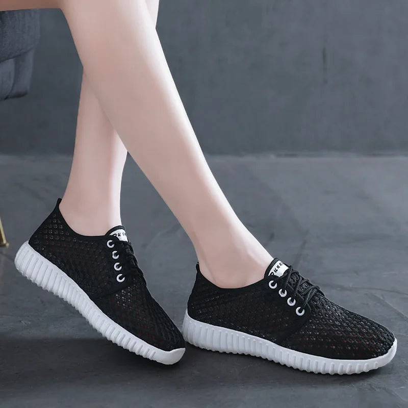 Bequeme und modische orthopädische Turnschuhe