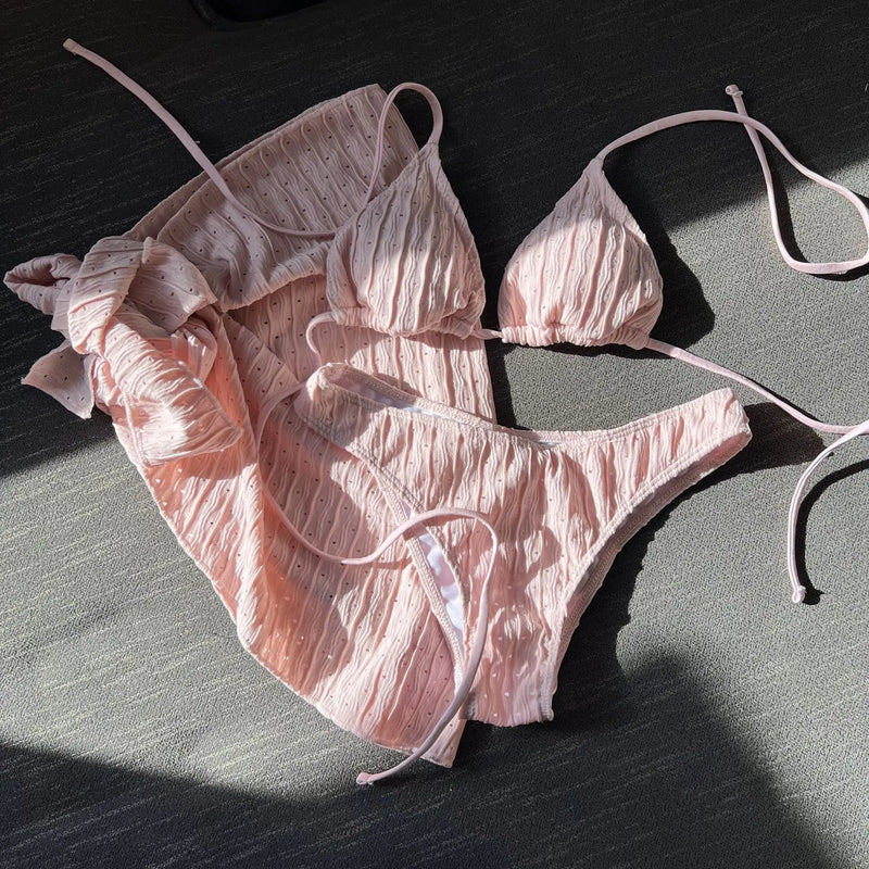 Poliert und verspielt Bikini