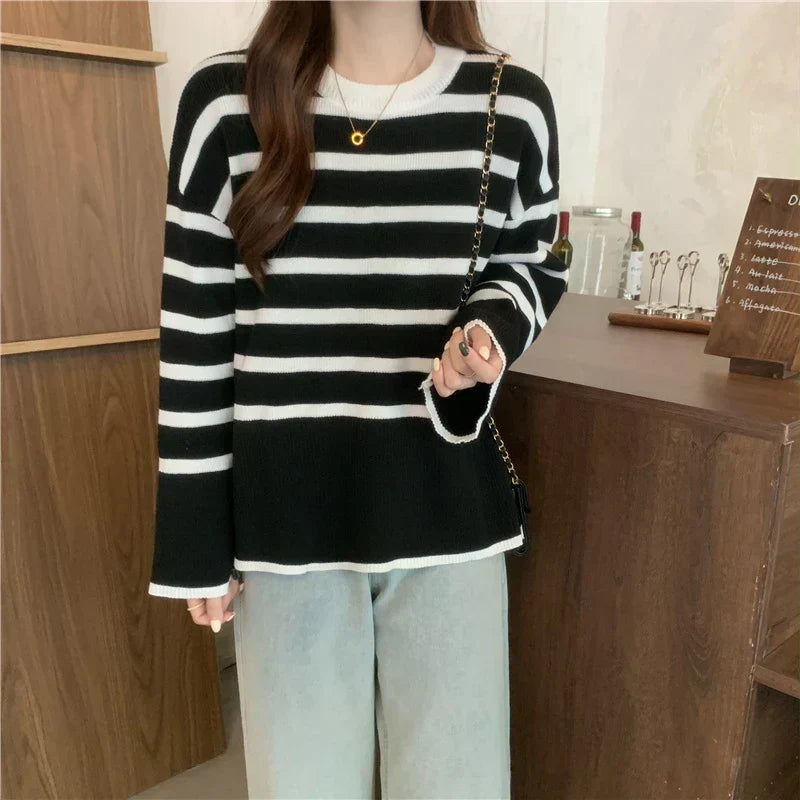 Anmutig gestaltete Pullover