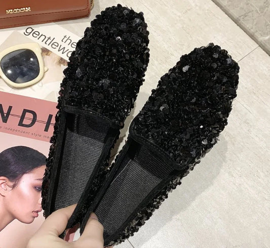 Maßgeschneiderte und bequeme orthopädische Turnschuhe