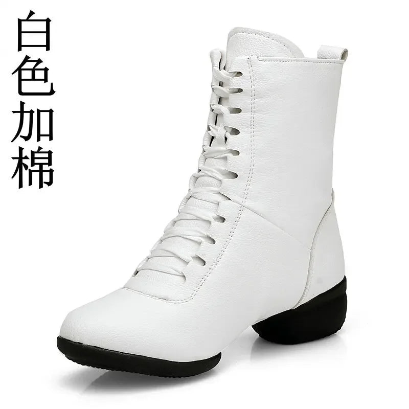 Elegante und stützende orthopädische Turnschuhe