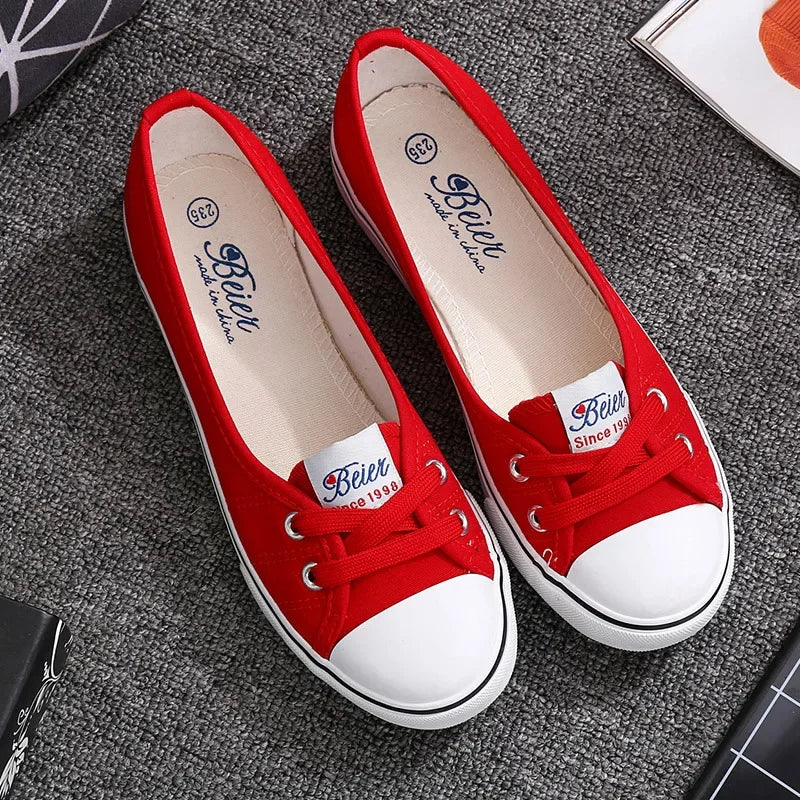 Elegante und stützende orthopädische Turnschuhe