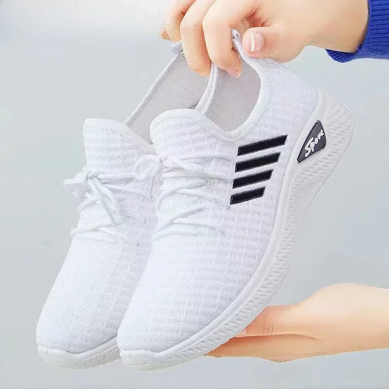 Modische und stützende orthopädische Turnschuhe