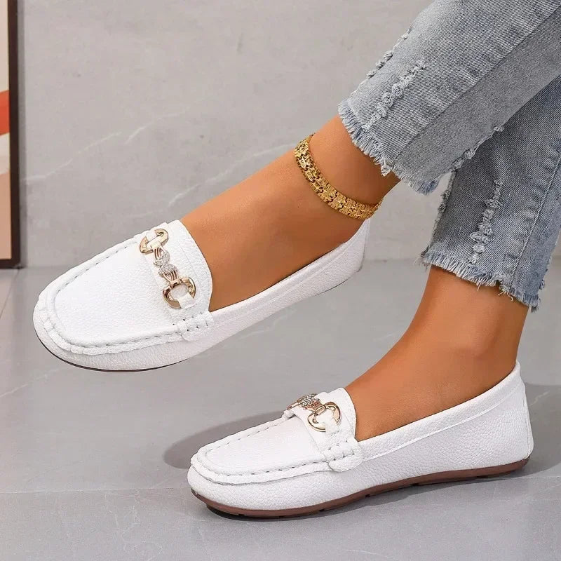 Modische und stützende orthopädische Schuhe