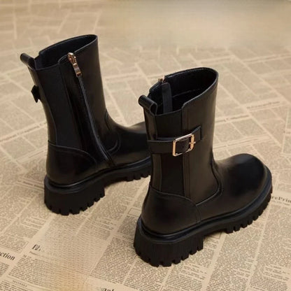 Lässige und stützende orthopädische Stiefel