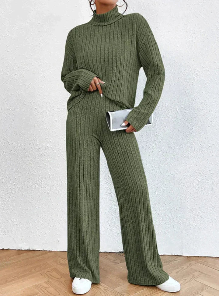 MW | Gestrickte Hose und Rollkragenpullover