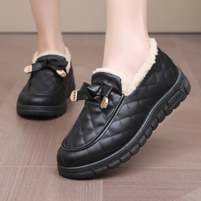 Modische und stützende orthopädische Schuhe