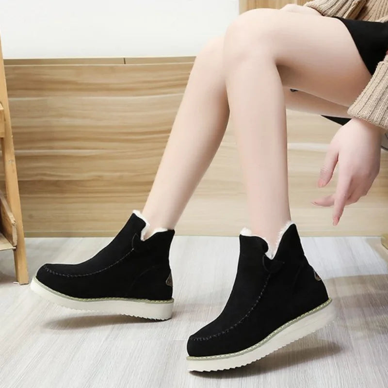 Stützende und trendige orthopädische Stiefel