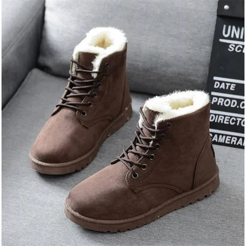 Modische und stützende orthopädische Stiefel