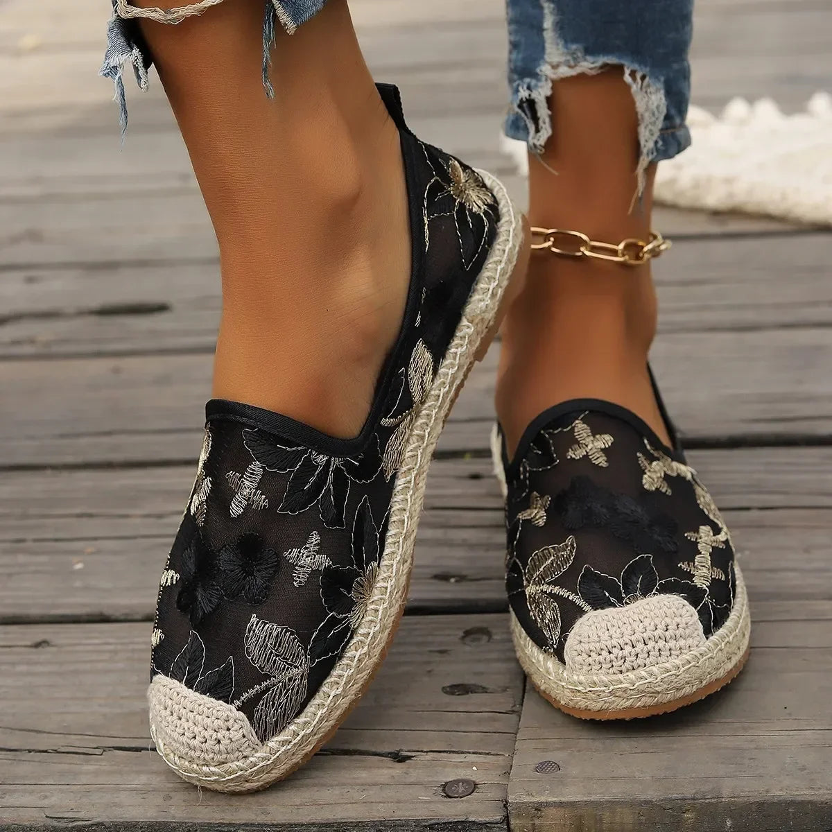 Modische und stützende orthopädische Schuhe