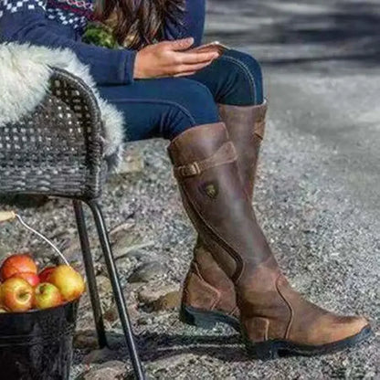 Lässige und stützende orthopädische Stiefel