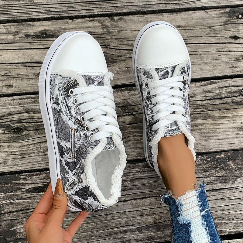 Elegante und stützende orthopädische Turnschuhe