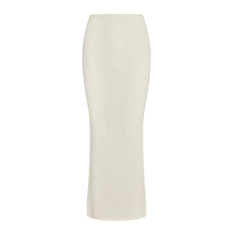 Effortlessly Bathing Suit With a Timeless Design