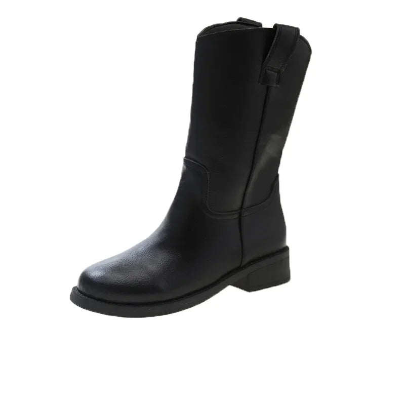 Stützende und stilvolle orthopädische Stiefel