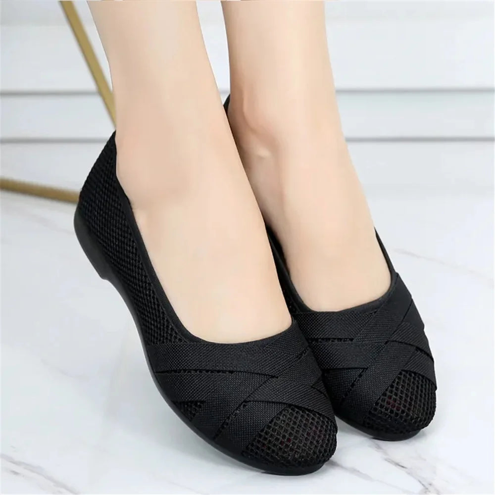 Stützende und trendige orthopädische Slipper