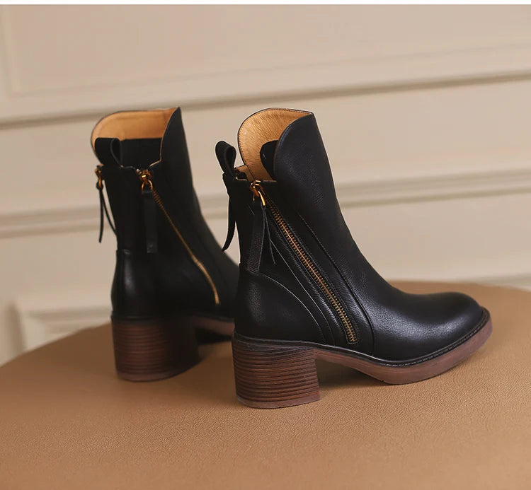 Elegante und stützende orthopädische Stiefel