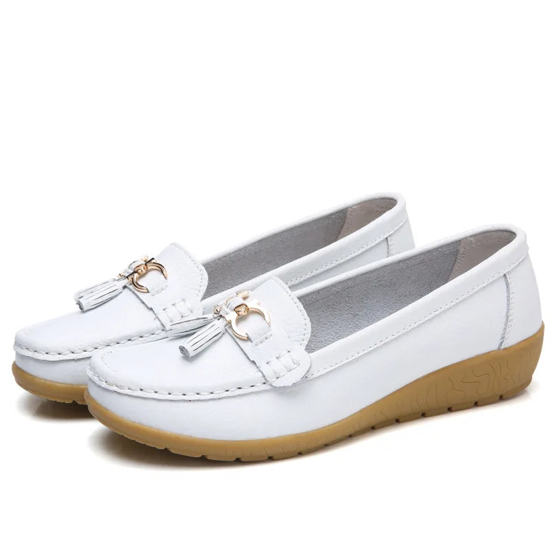 Elegante und stützende orthopädische Turnschuhe
