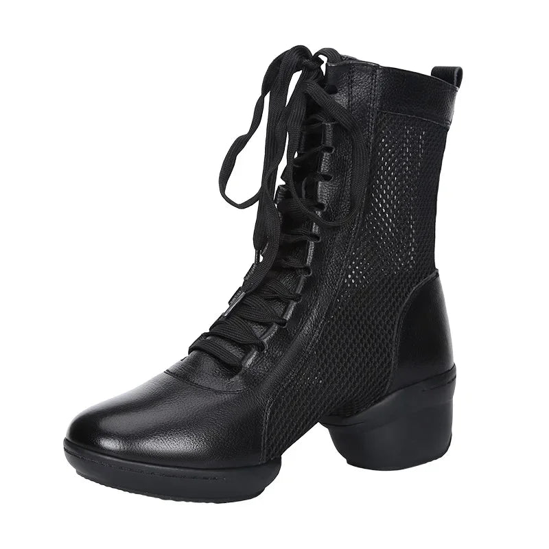 Elegante und stützende orthopädische Turnschuhe