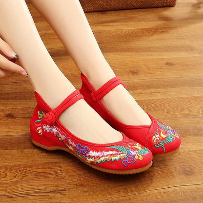 Vielseitige und stützende orthopädische Schuhe