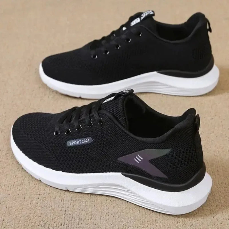Modische und stützende orthopädische Turnschuhe